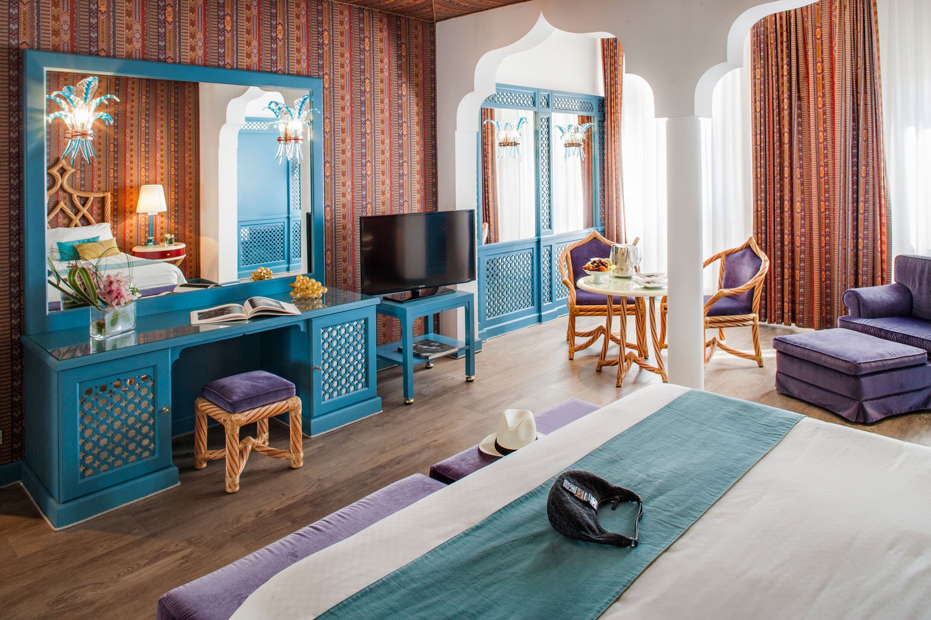 mobilio camera albergo lusso hotel excelsior venezia lido cinque stelle lusso resort arredi realizzati dal gruppo rodi 