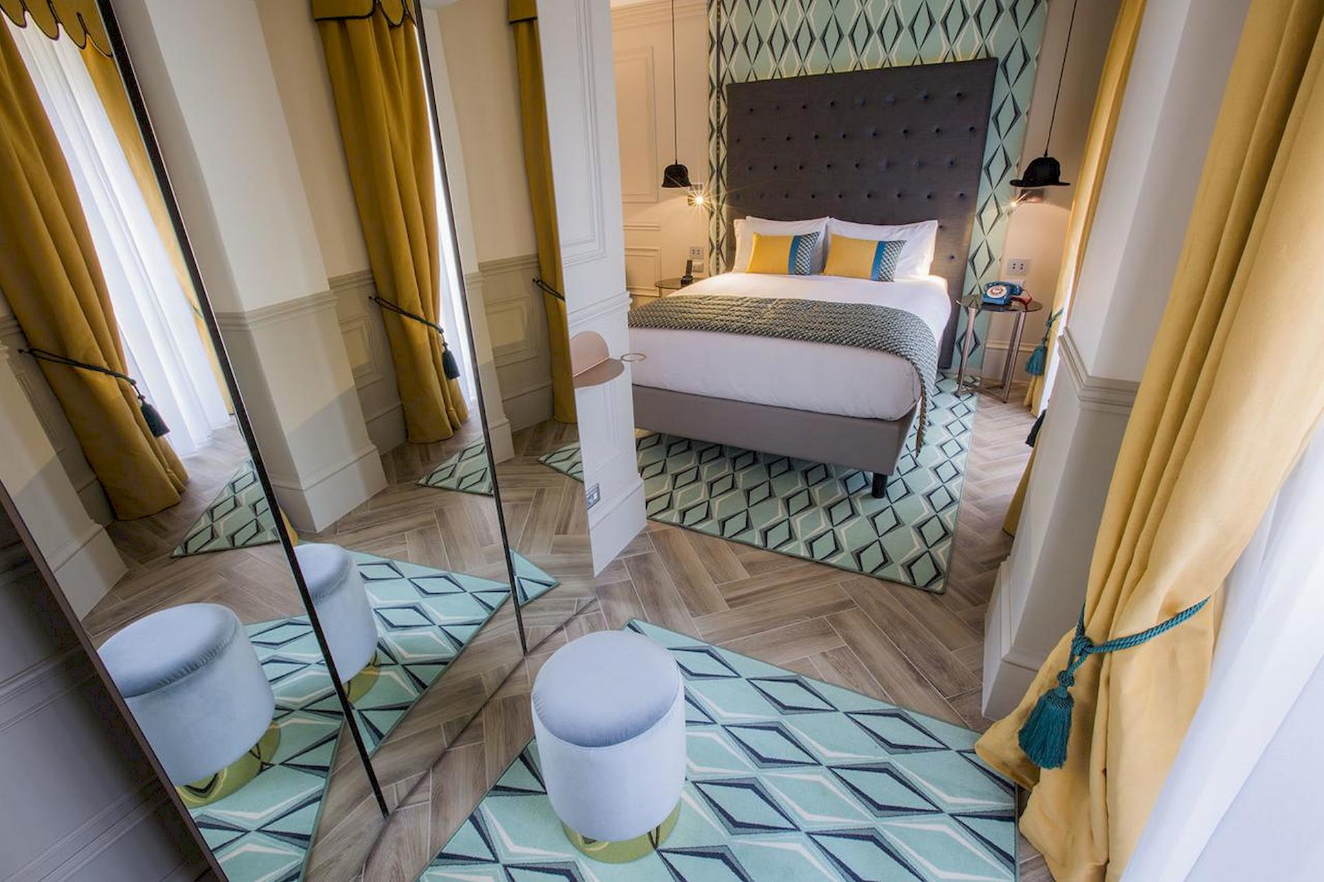 armadio specchio arredamento hotel indico milano corso monforte lavoro realizzato dal gruppo rodi 
