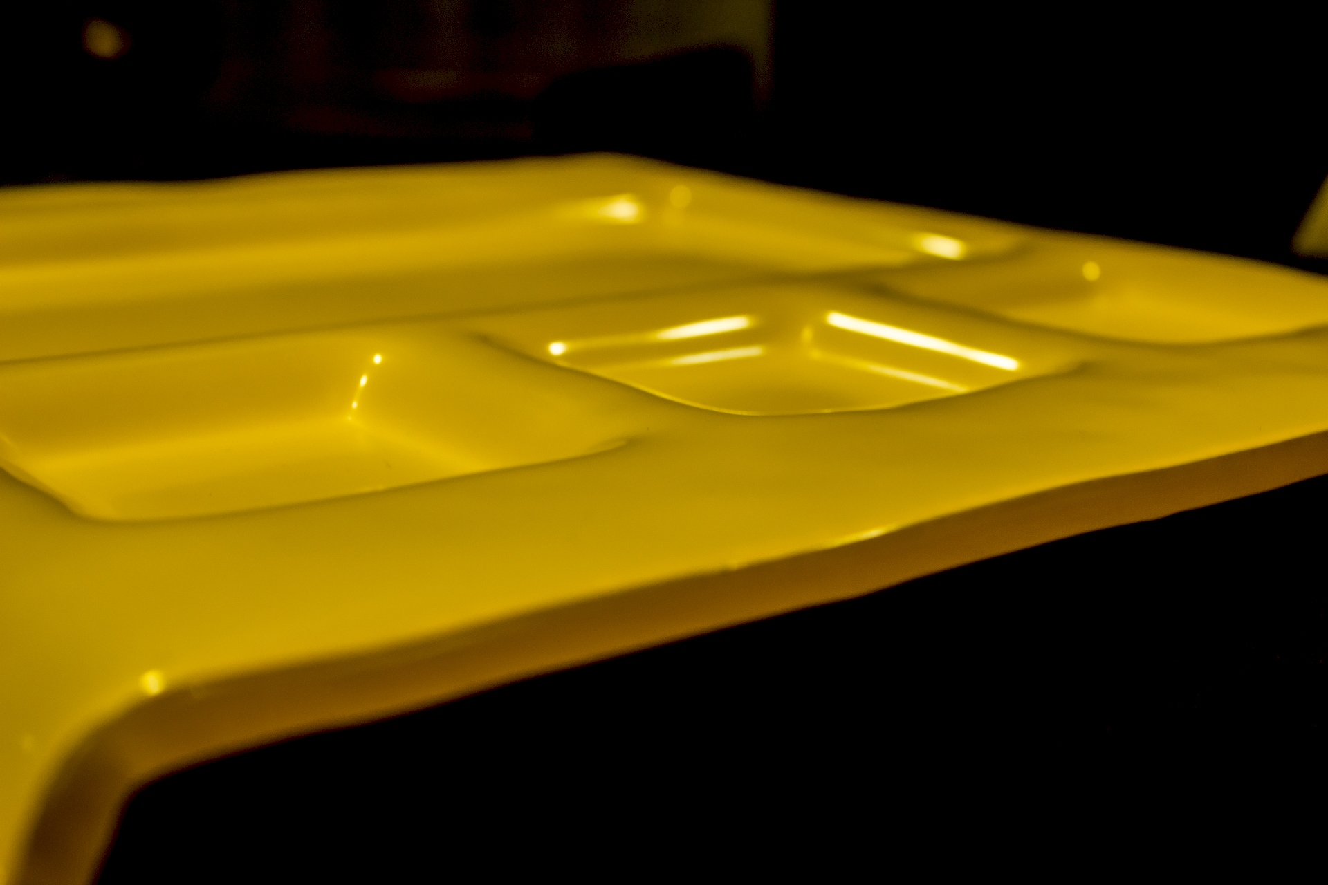 piatto vetro giallo glass art vetreria gruppo rodi 
